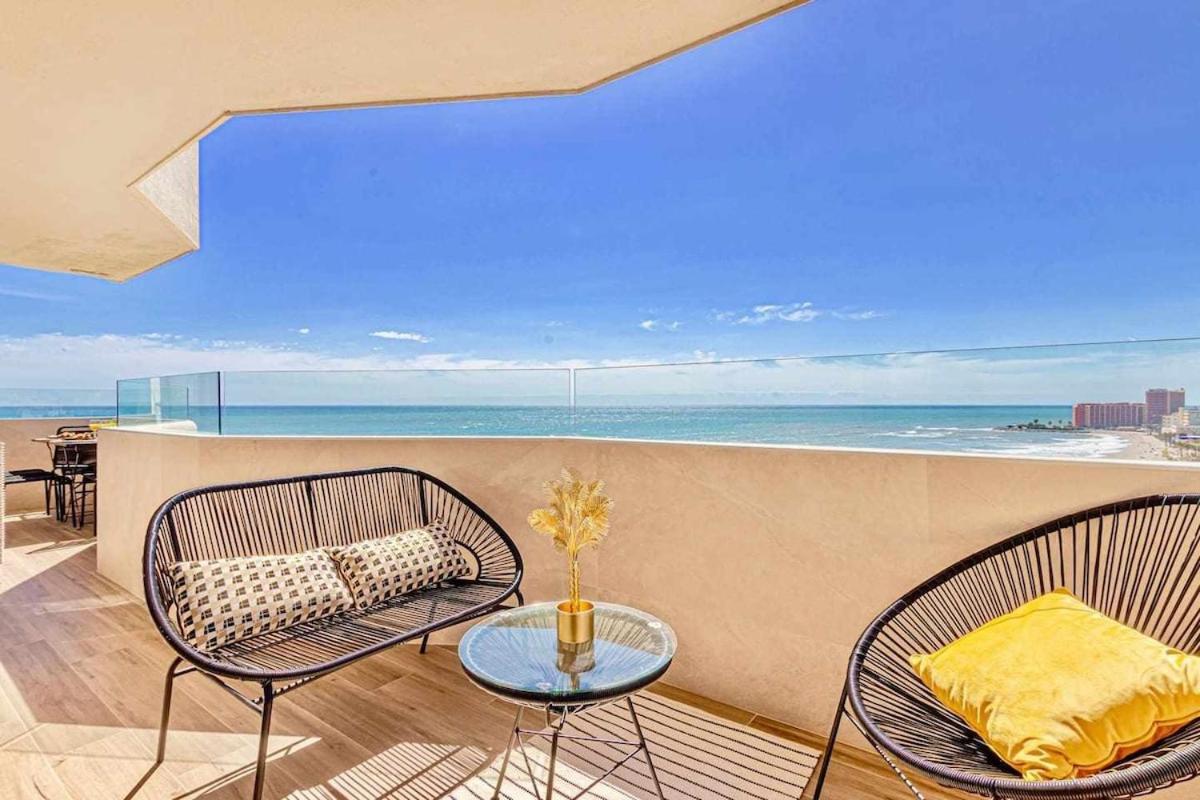 797 Holiday Rentals - Benalbeach- Moderno Piso Para 5 Con Vistas Al Mar Benalmádena Esterno foto
