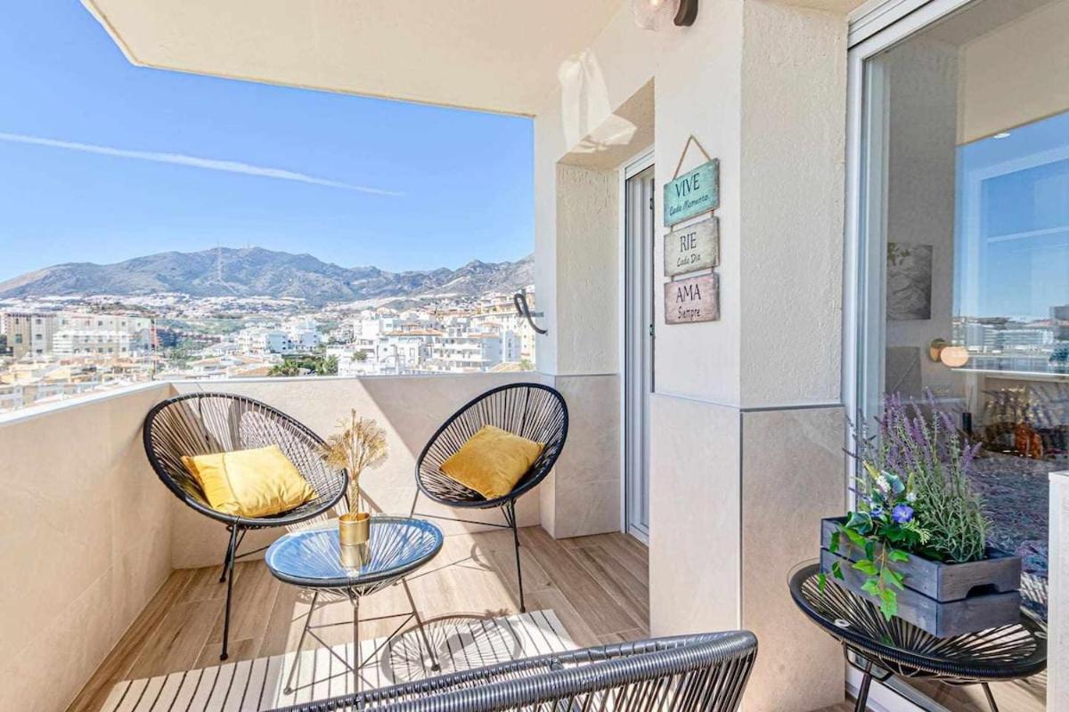 797 Holiday Rentals - Benalbeach- Moderno Piso Para 5 Con Vistas Al Mar Benalmádena Esterno foto