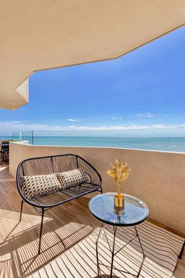 797 Holiday Rentals - Benalbeach- Moderno Piso Para 5 Con Vistas Al Mar Benalmádena Esterno foto