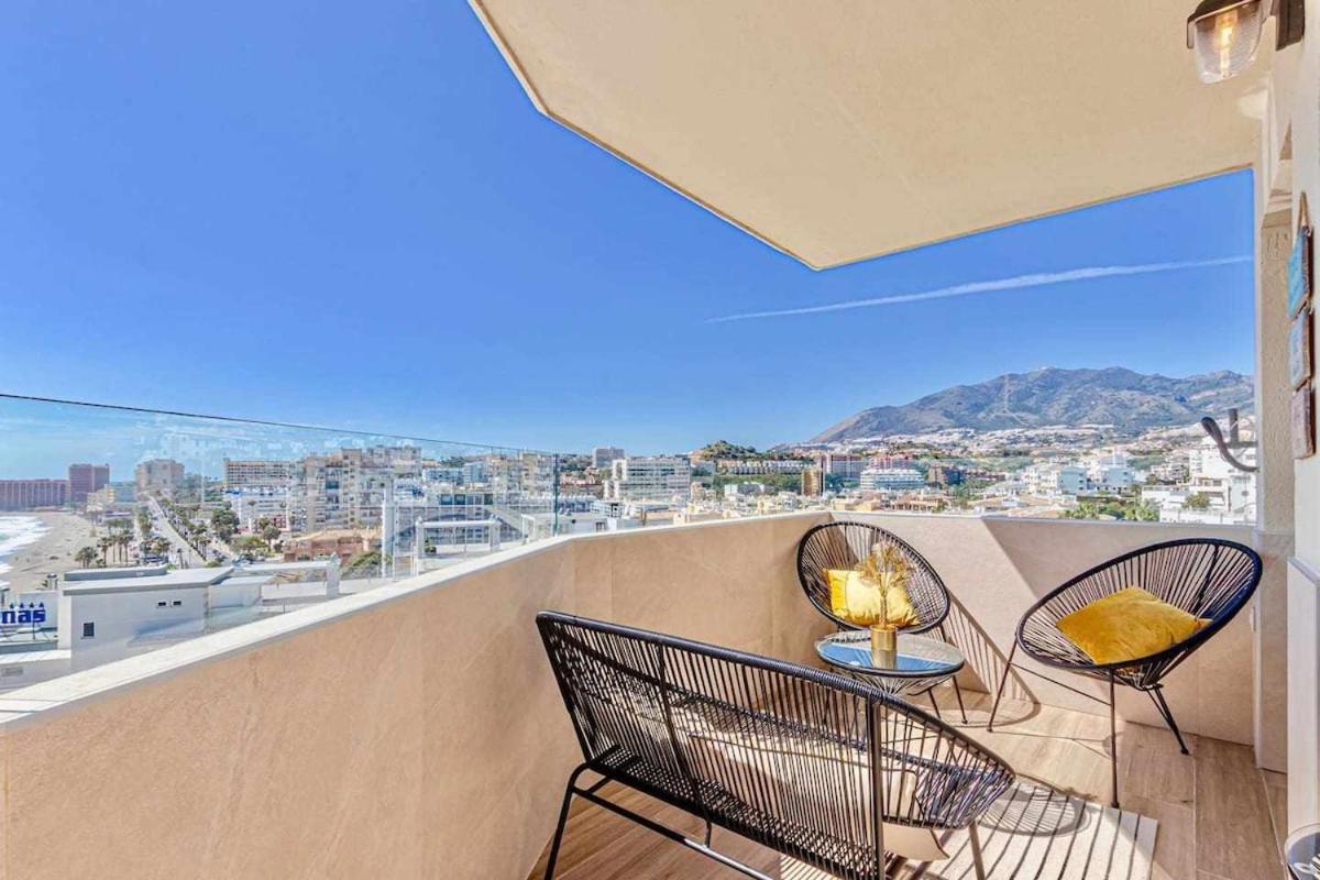 797 Holiday Rentals - Benalbeach- Moderno Piso Para 5 Con Vistas Al Mar Benalmádena Esterno foto
