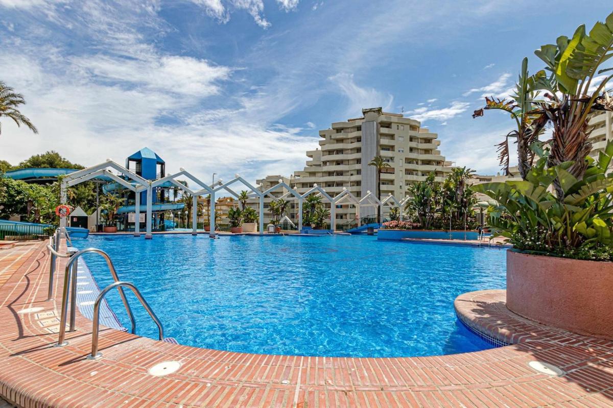 797 Holiday Rentals - Benalbeach- Moderno Piso Para 5 Con Vistas Al Mar Benalmádena Esterno foto